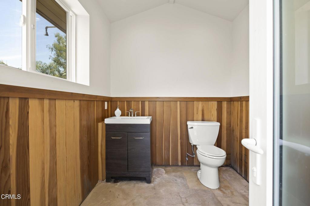 33467 Mulholland Highway