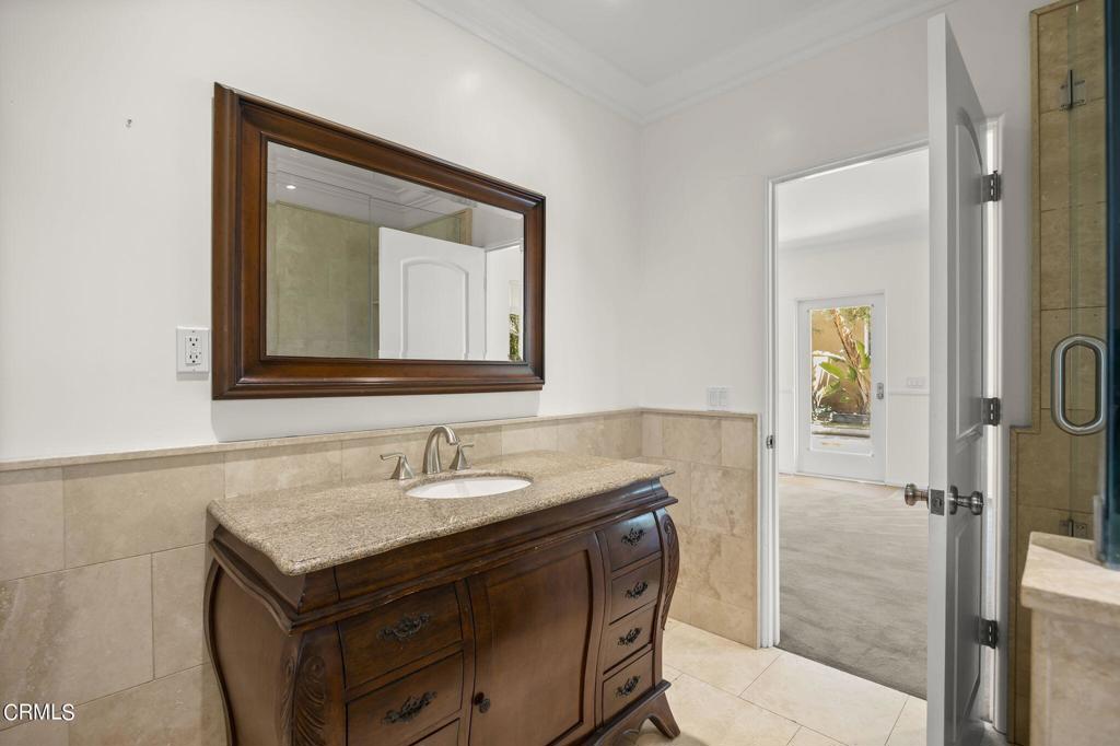 33467 Mulholland Highway