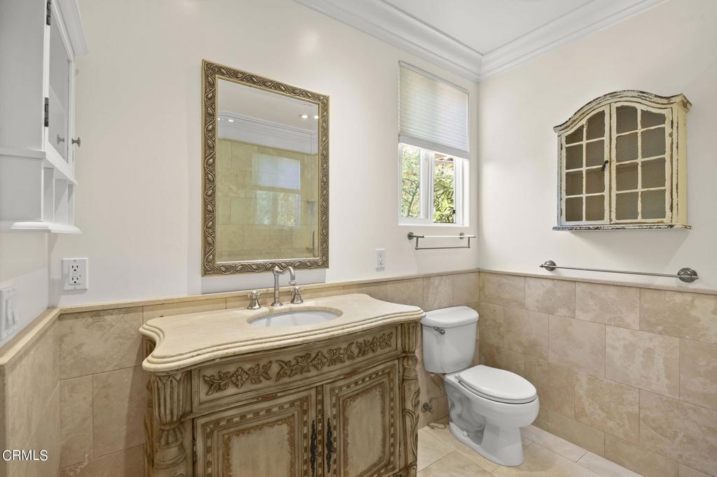 33467 Mulholland Highway