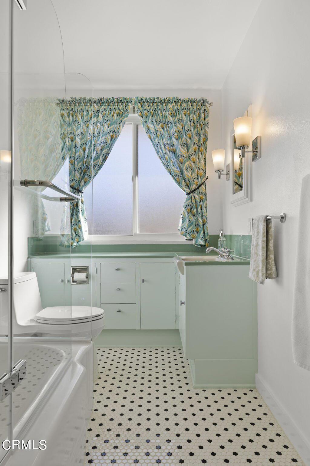 340 Carol Drive Drive