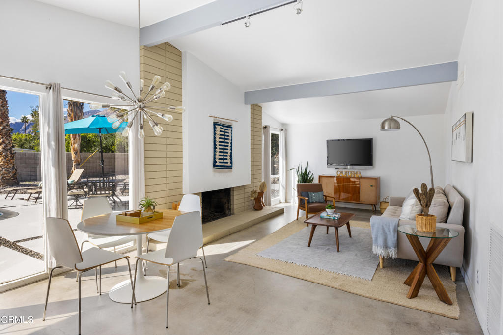 443 E Glen Circle Circle N