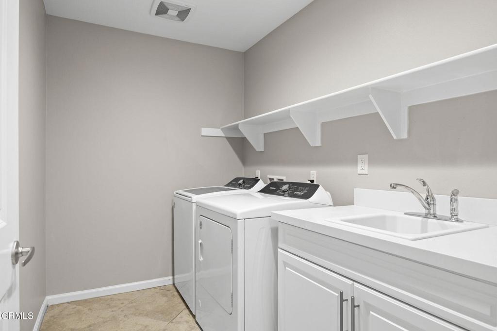 3703 Islander Walk