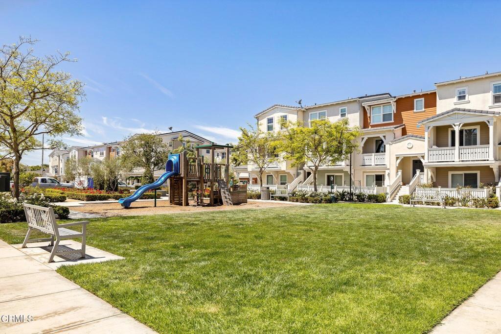 3703 Islander Walk