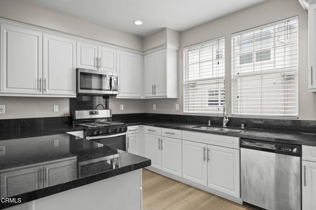 3703 Islander Walk
