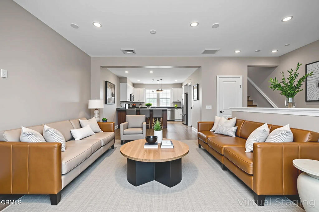 3703 Islander Walk