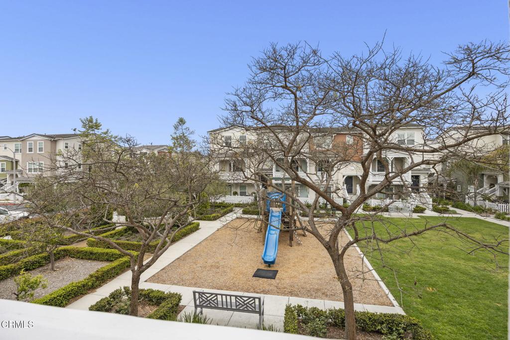 3703 Islander Walk