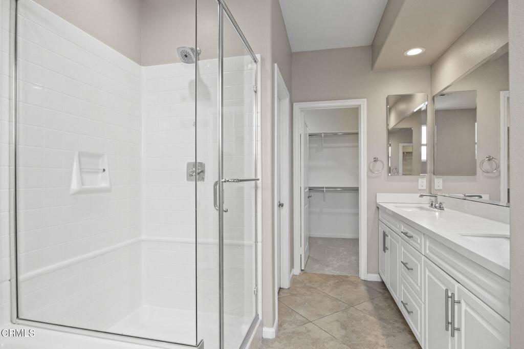 3703 Islander Walk