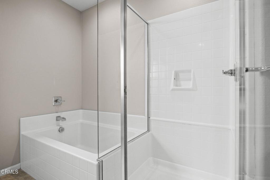 3703 Islander Walk