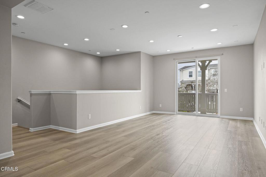 3703 Islander Walk