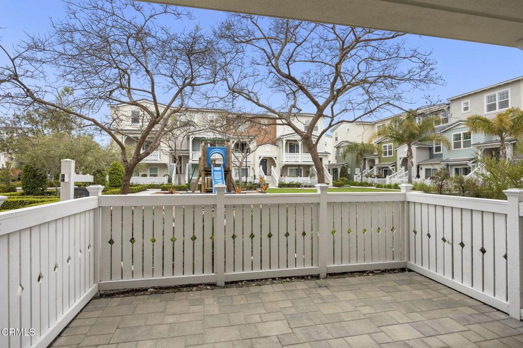 3703 Islander Walk