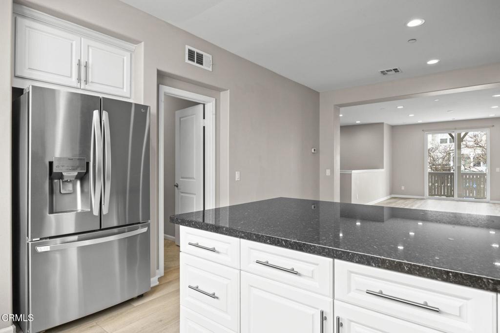 3703 Islander Walk