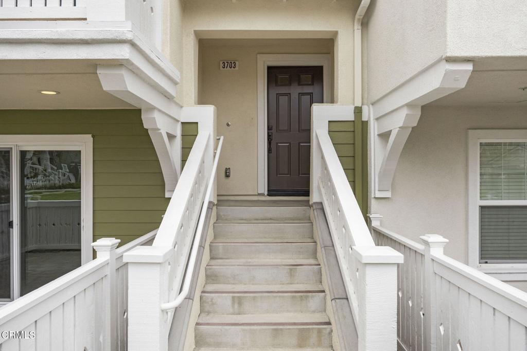 3703 Islander Walk