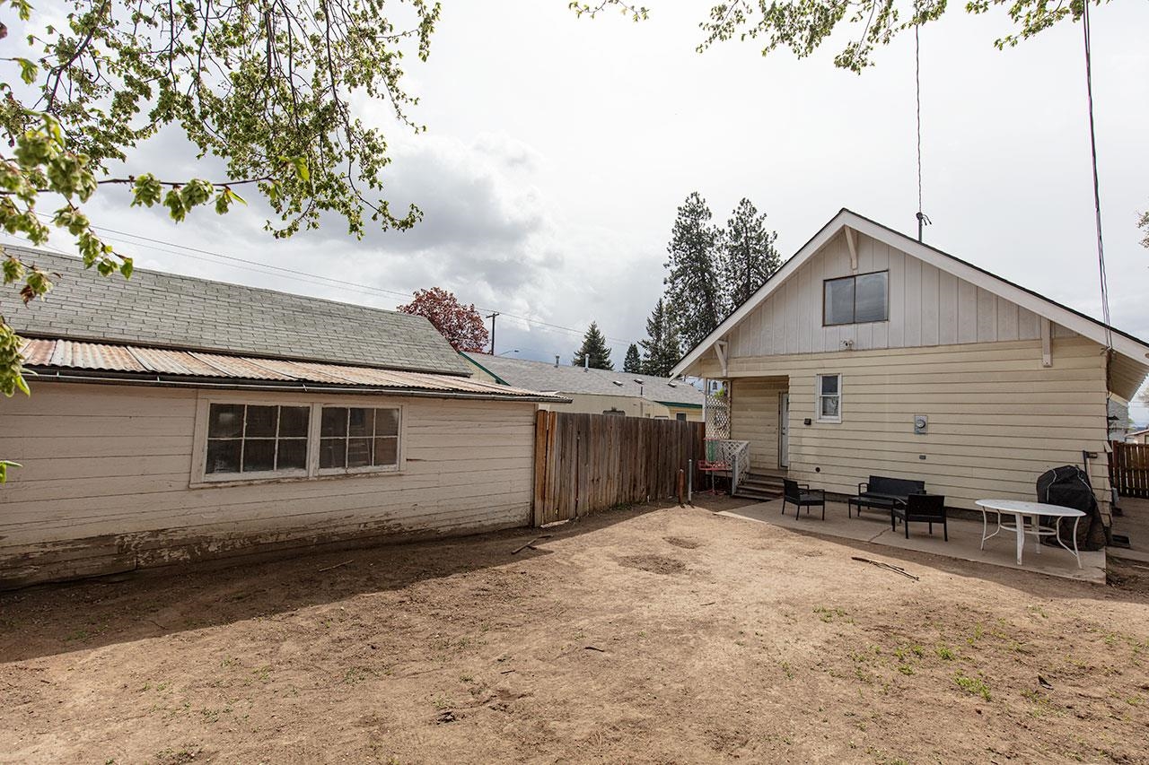 553 E Longfellow Ave