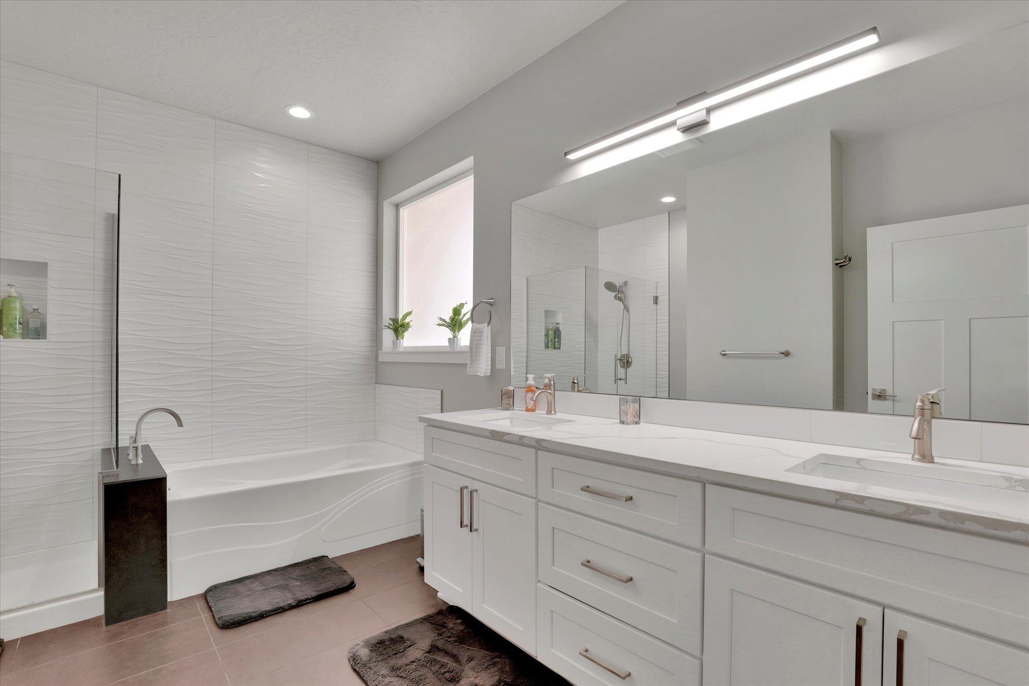 60842 Lake Spokane Dr