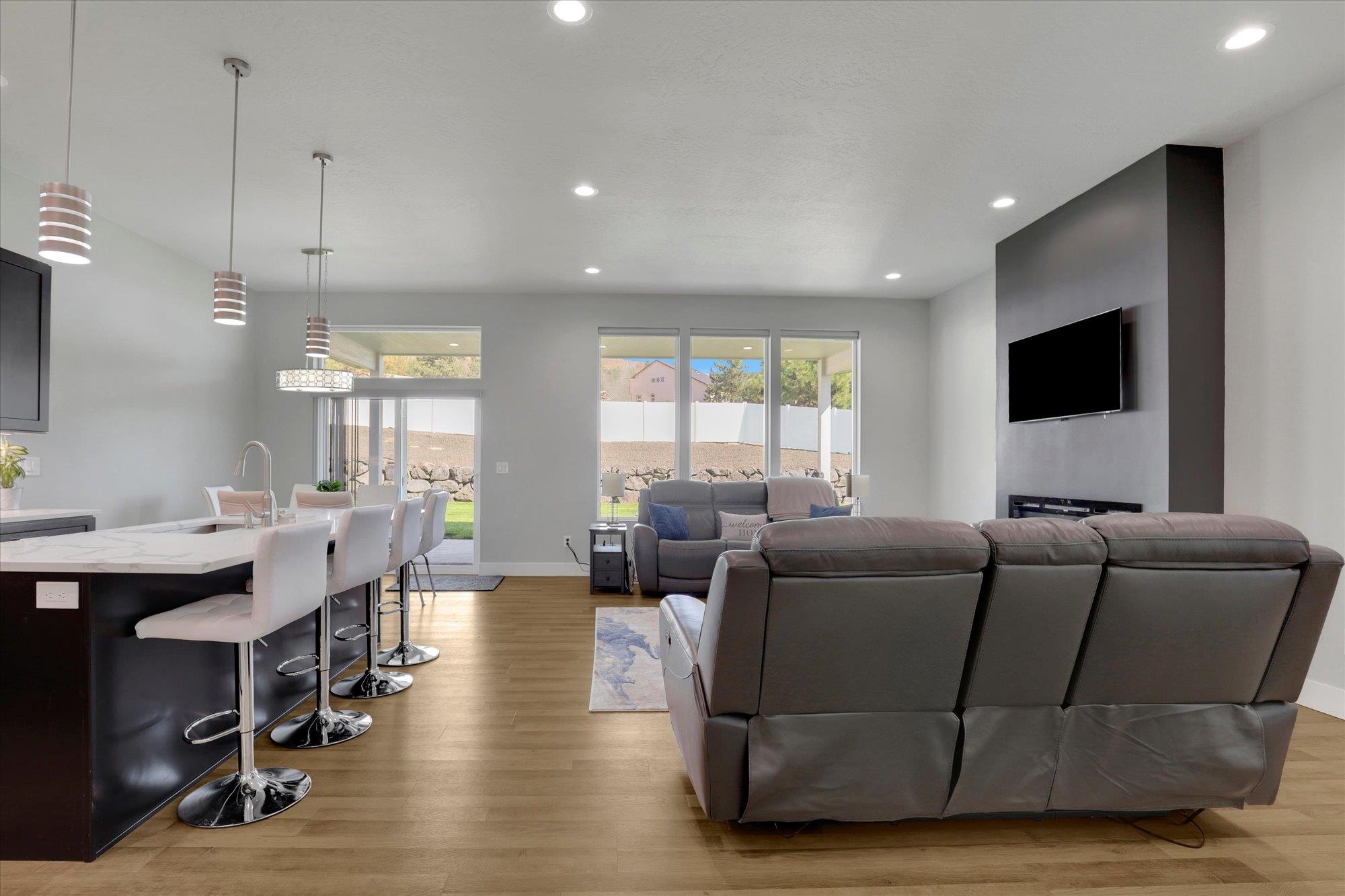 60842 Lake Spokane Dr