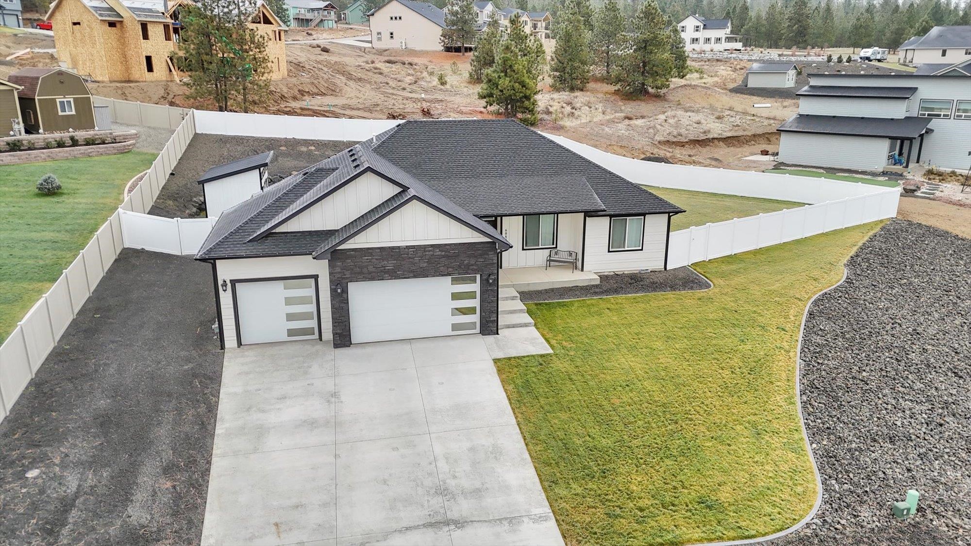 60842 Lake Spokane Dr