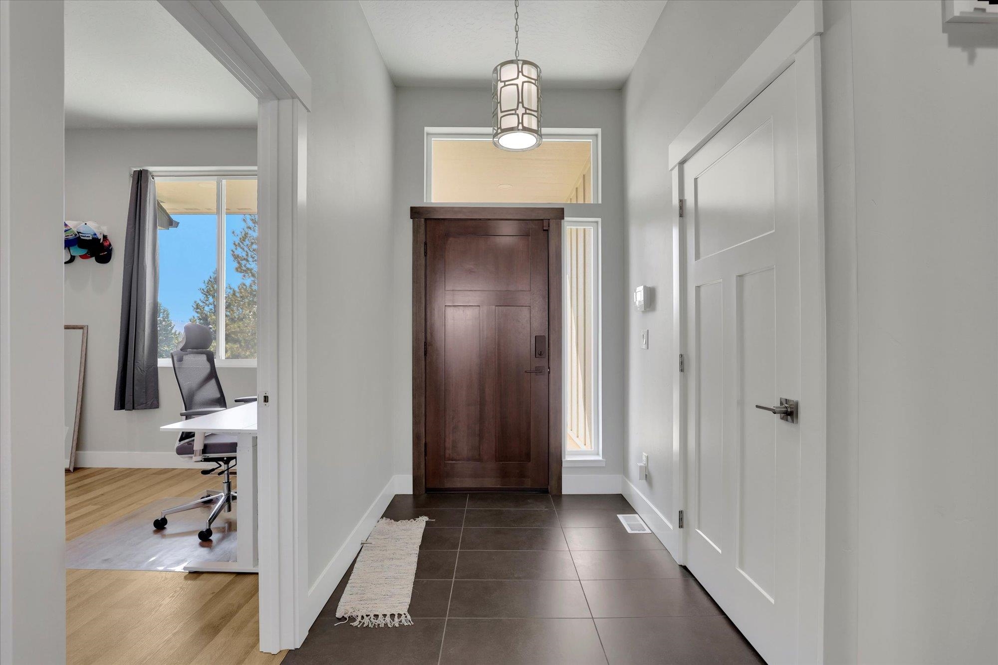 60842 Lake Spokane Dr