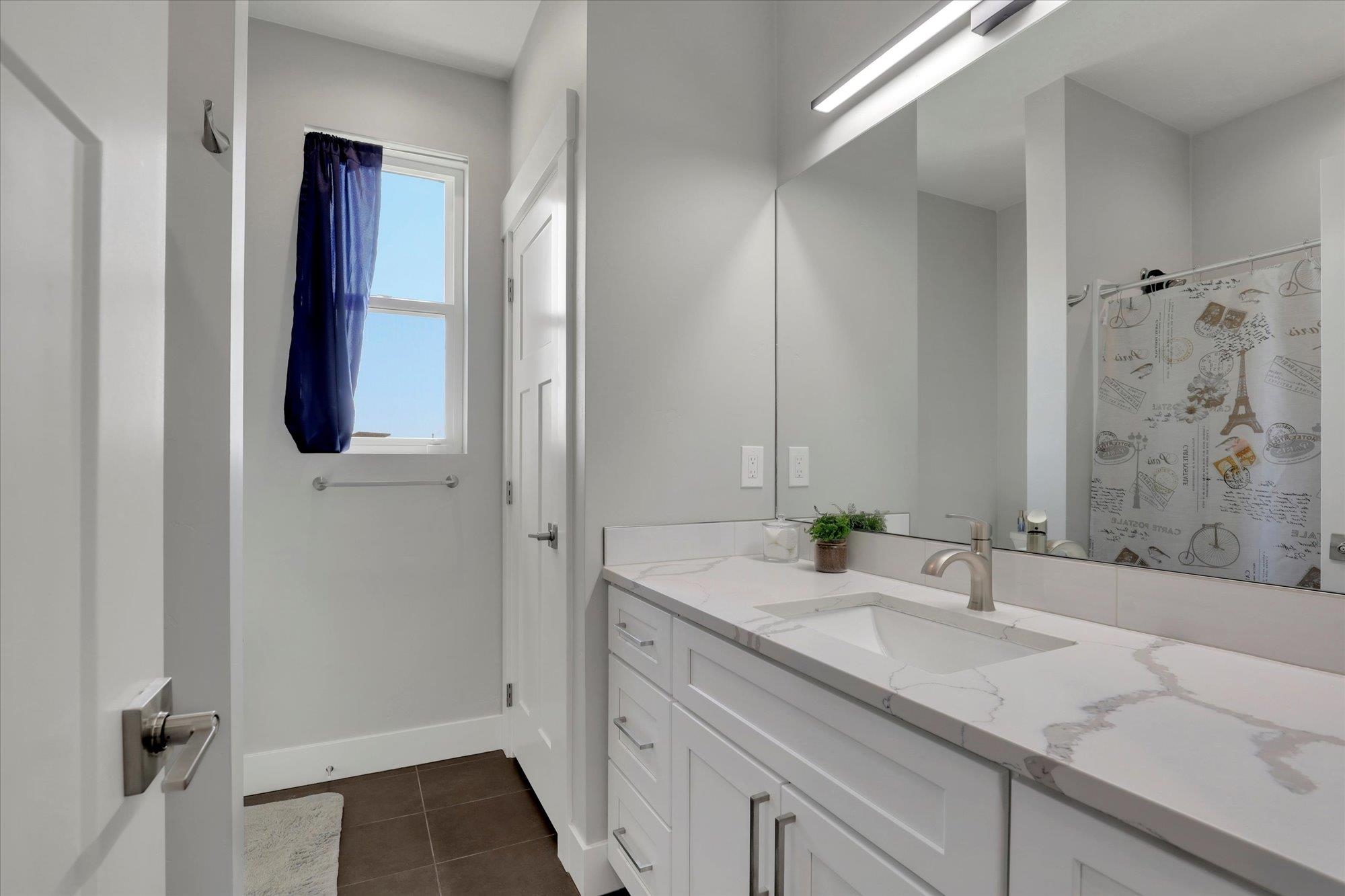 60842 Lake Spokane Dr