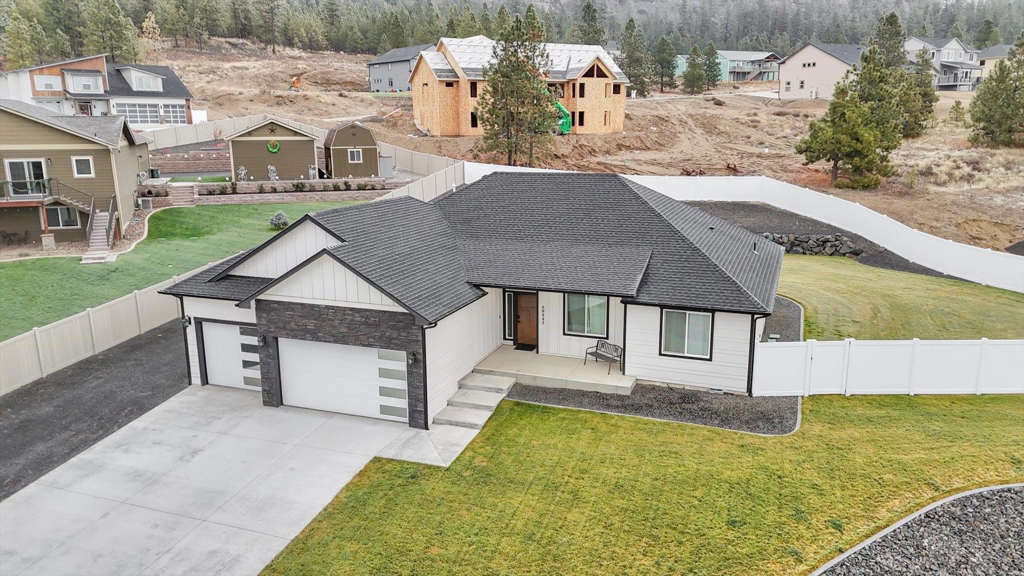 60842 Lake Spokane Dr