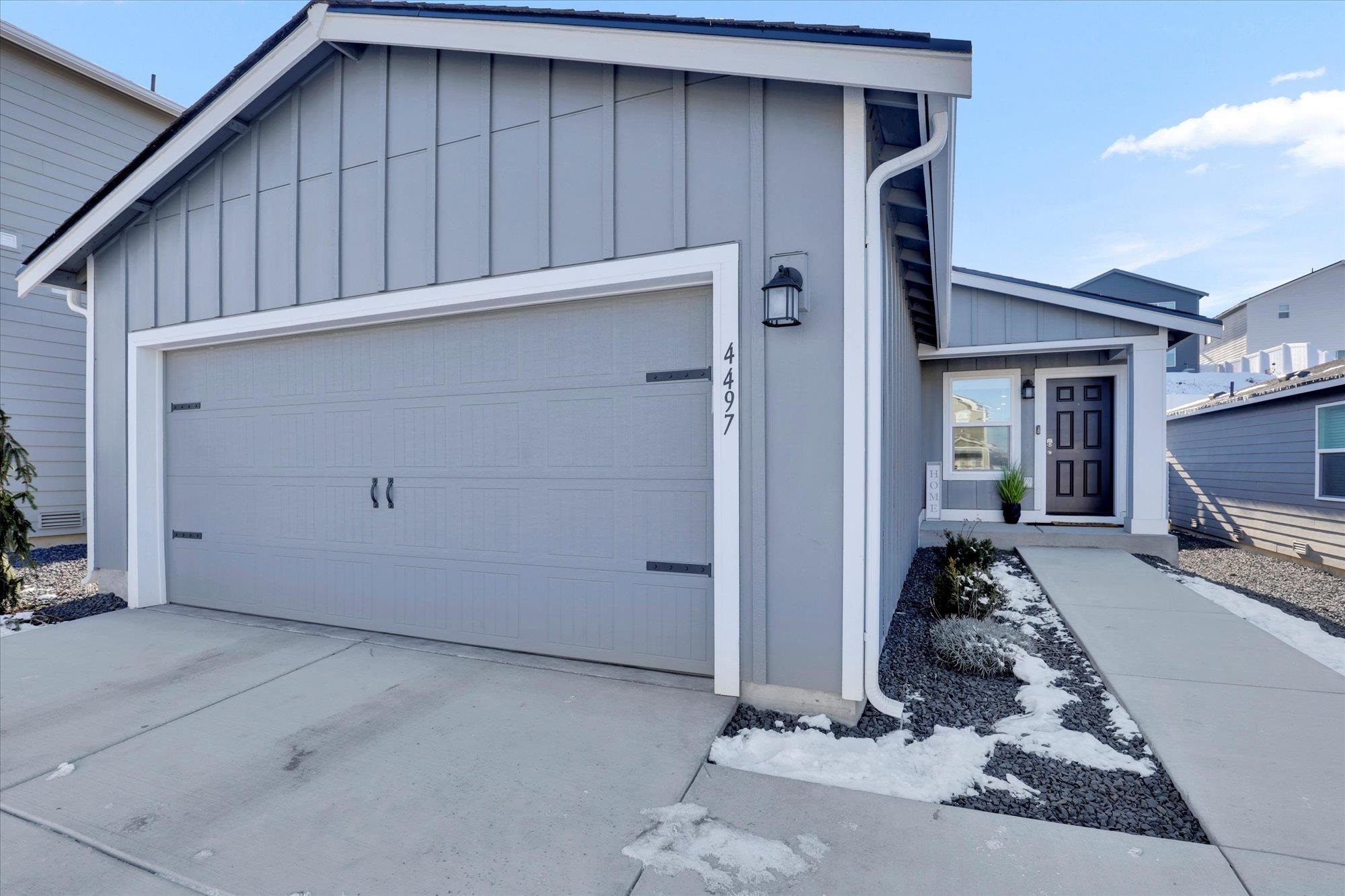 4497 W Brookfield Ave