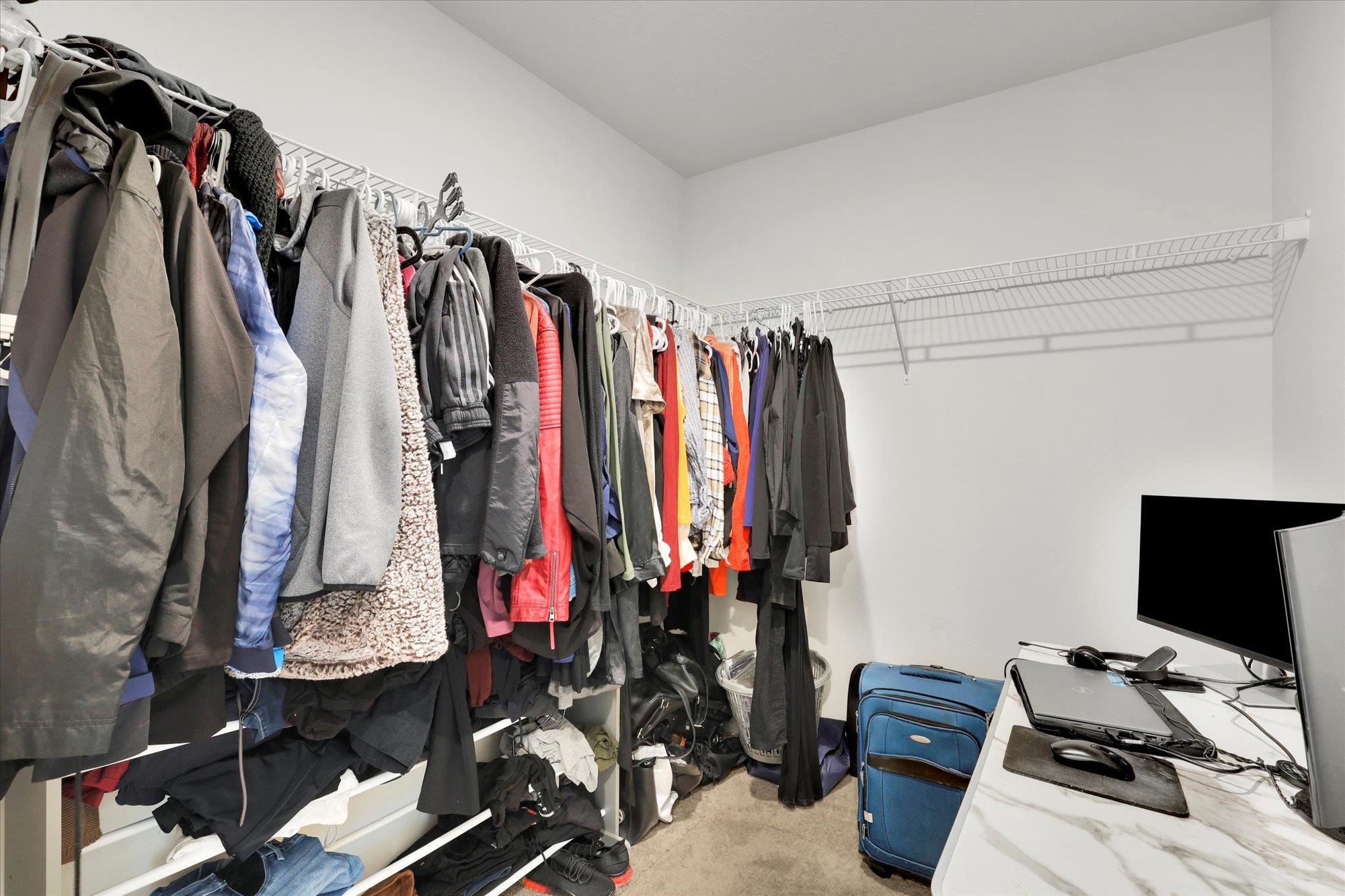 4497 W Brookfield Ave