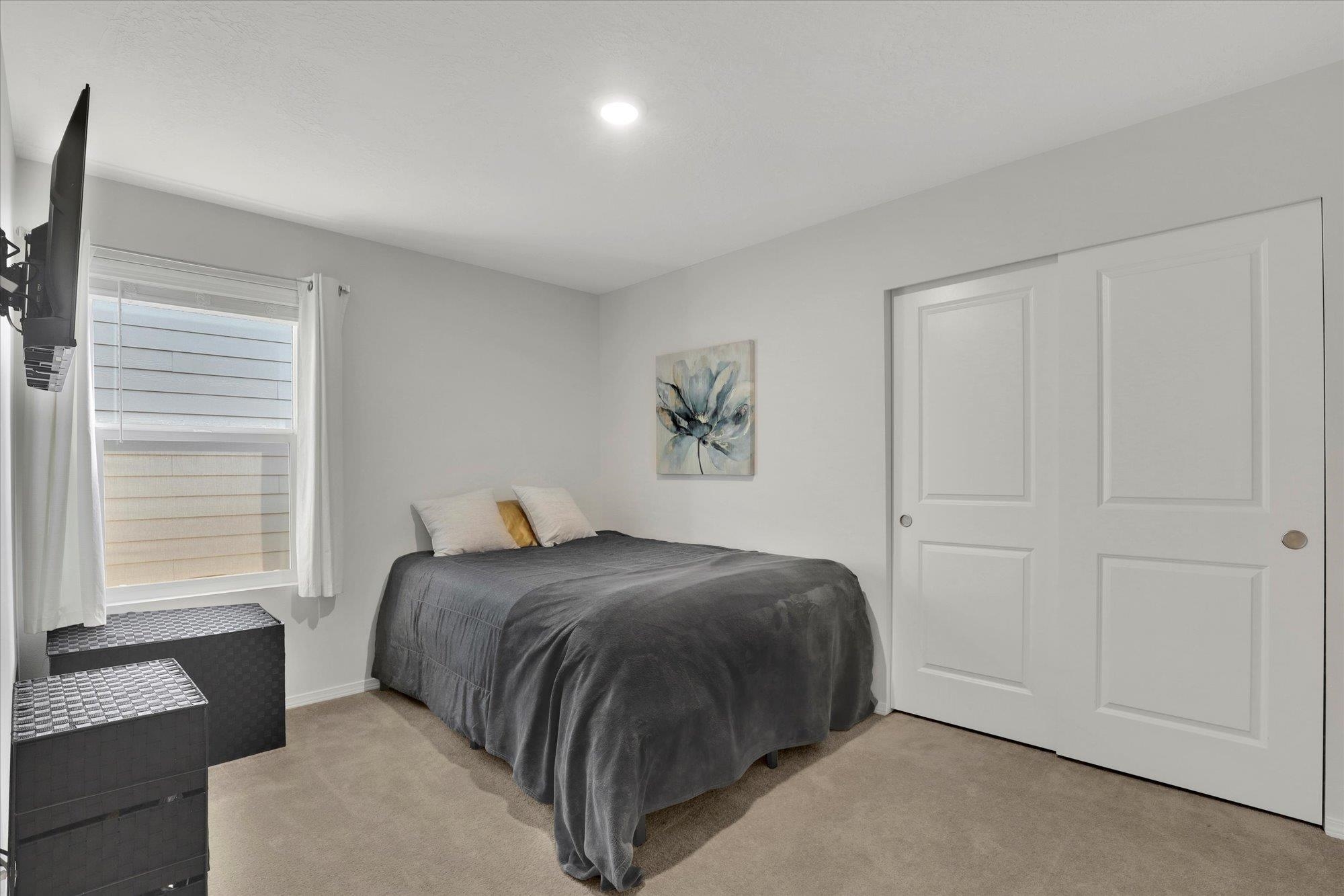 4497 W Brookfield Ave