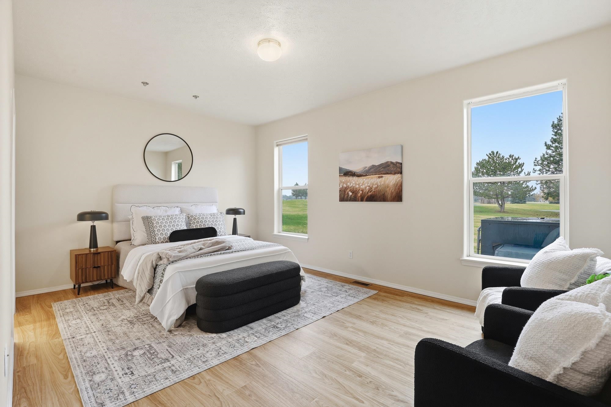 1013 N Country Club Dr