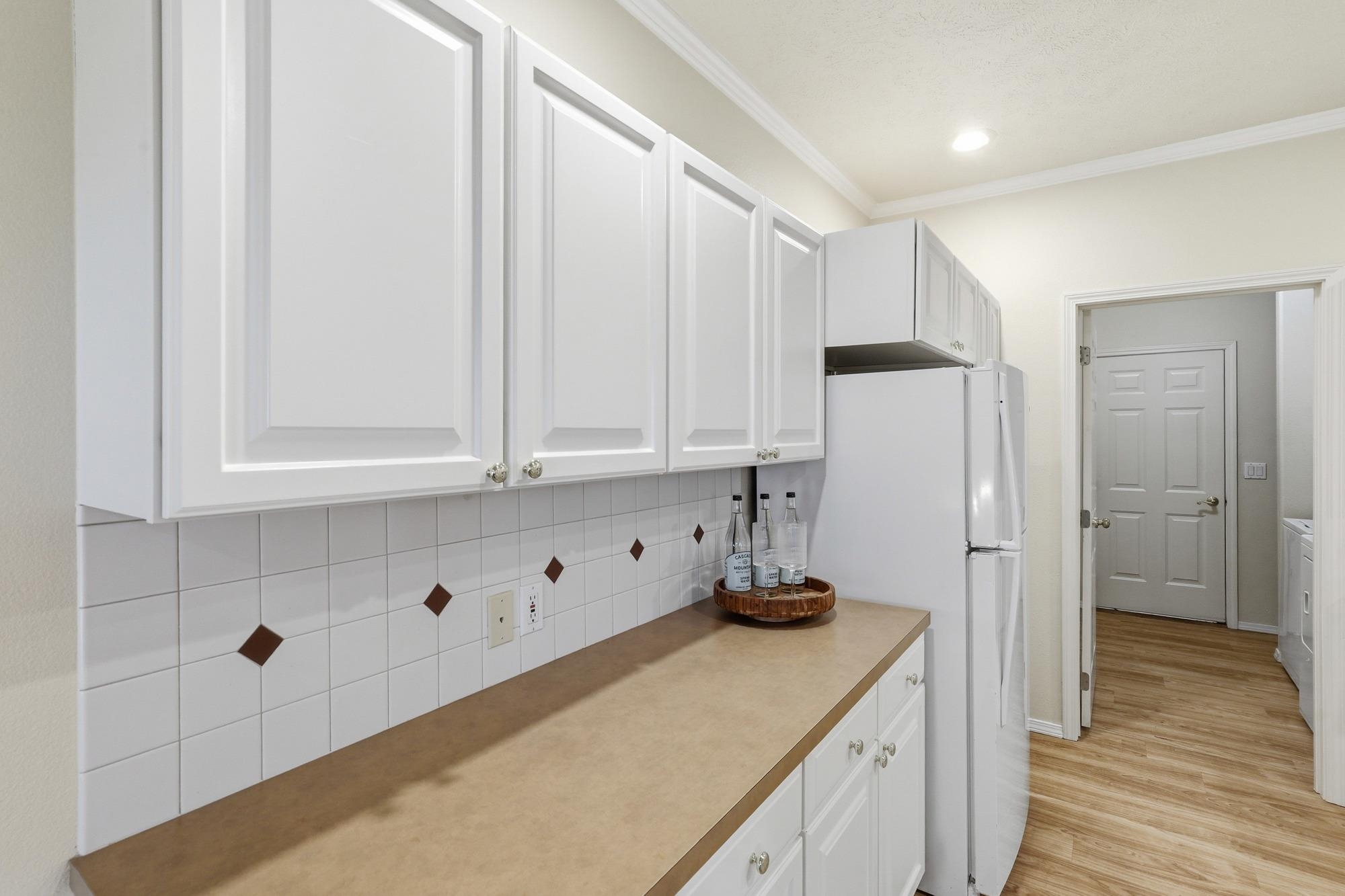 1013 N Country Club Dr