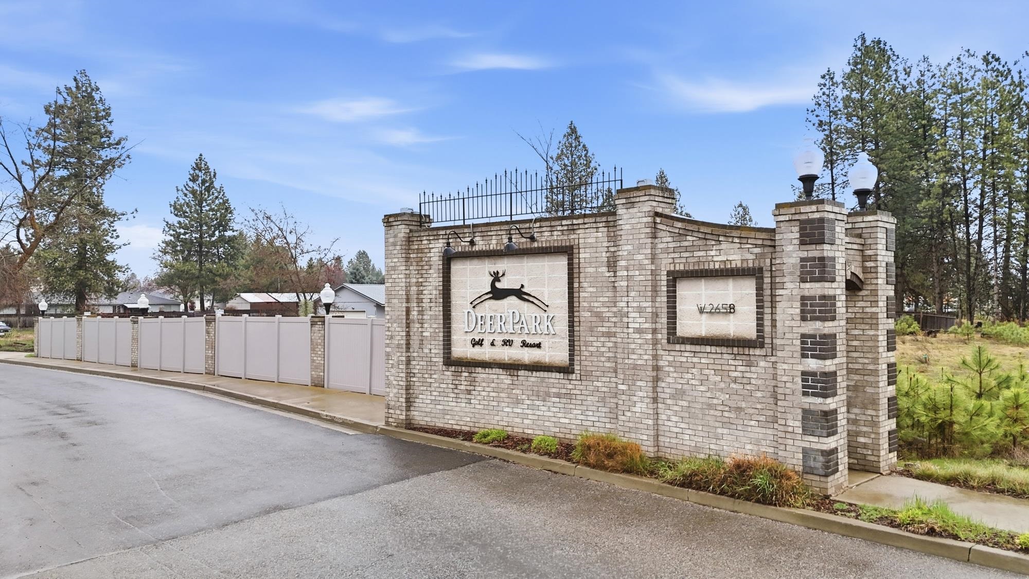 1013 N Country Club Dr