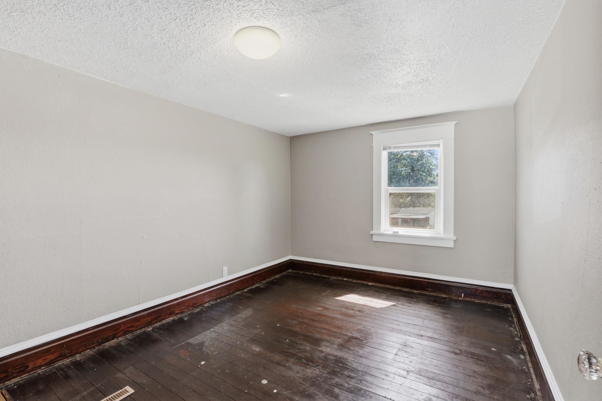 427 E Euclid Ave