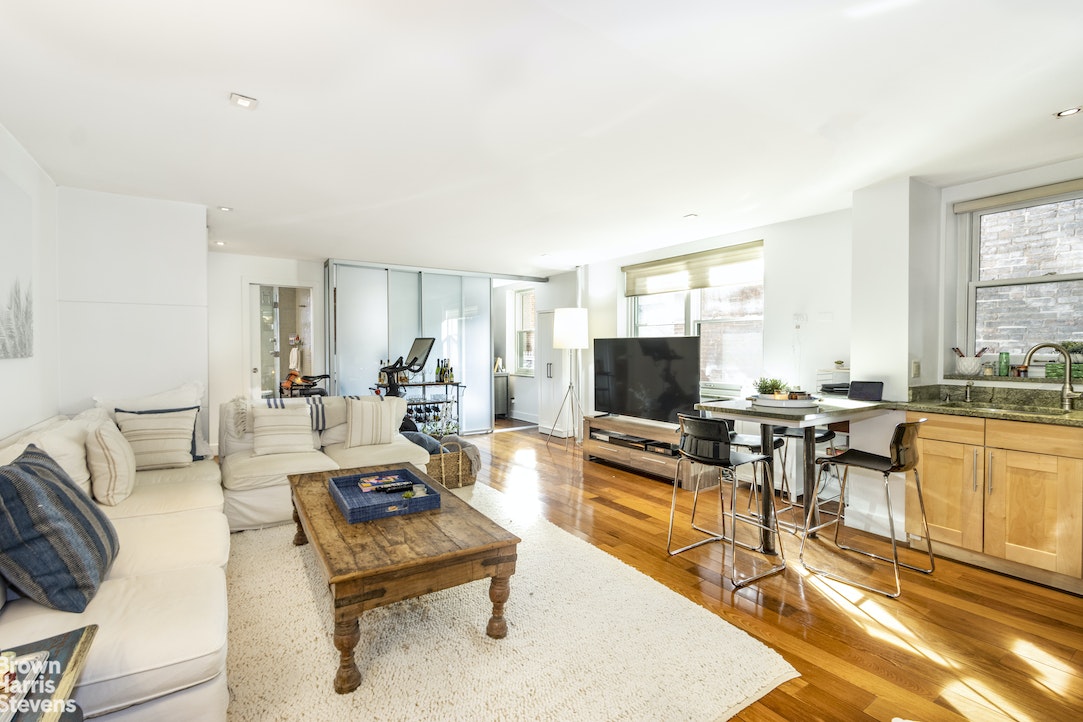 82 IRVING Place 4C