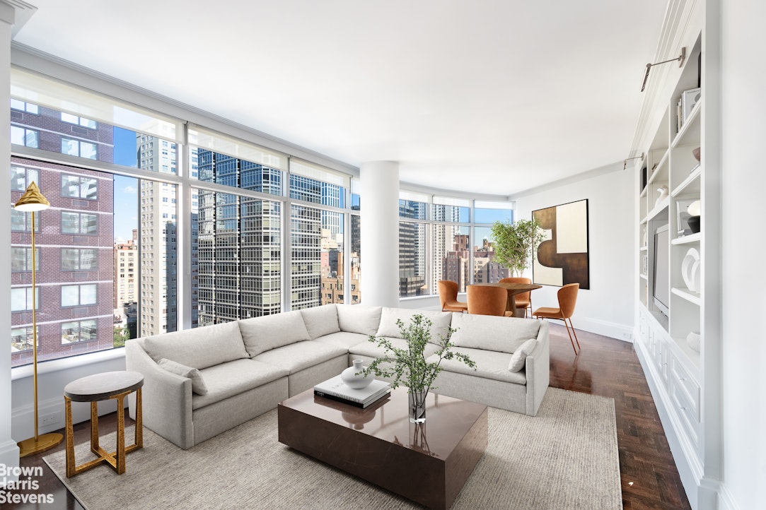 250 E 54TH Street 17C