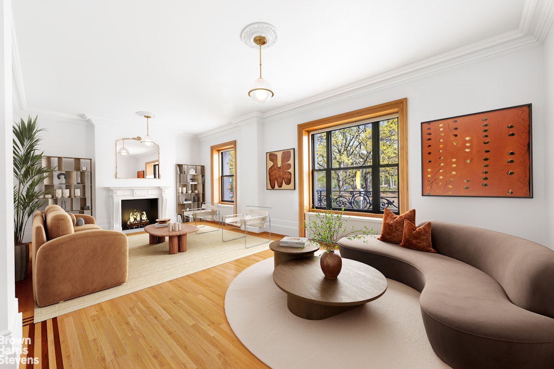 251 CENTRAL Park W 2A