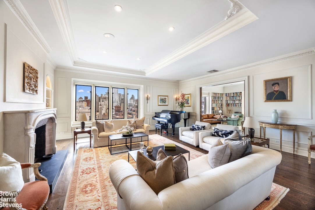 820 PARK Avenue 15