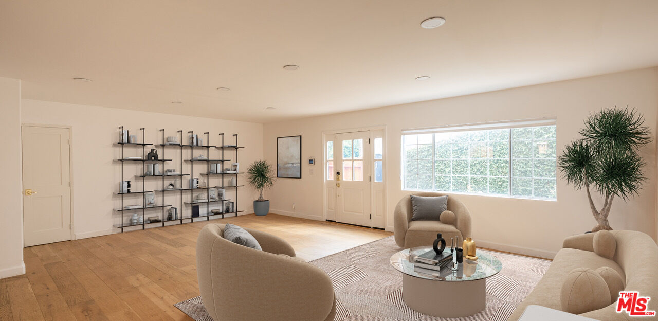 5239 San Feliciano Dr