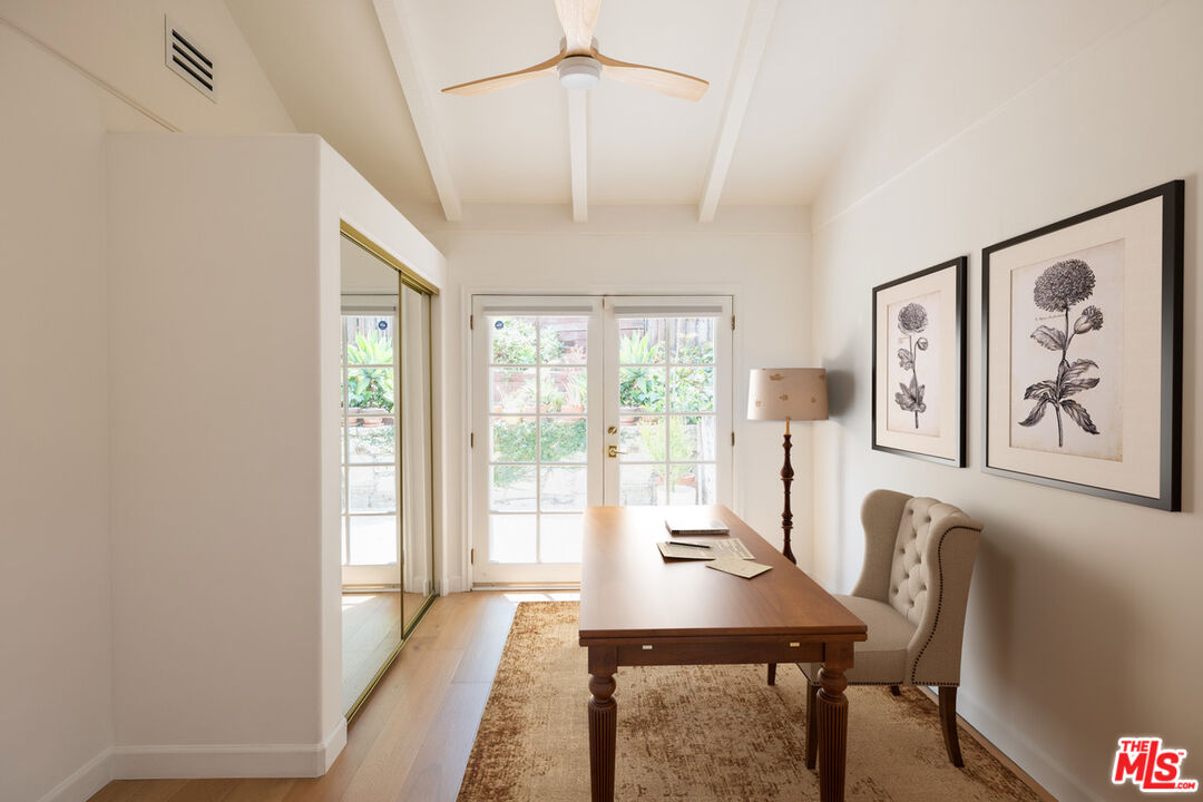 5239 San Feliciano Dr