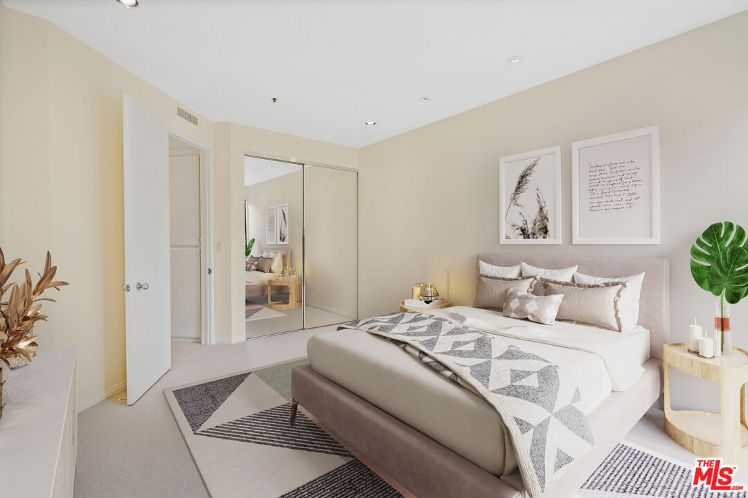 2102 CENTURY PARK LN Unit: 305