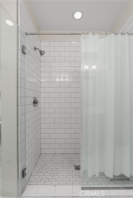 2753 Waverly DR Unit: 705