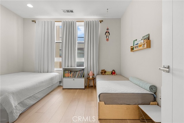 2753 Waverly DR Unit: 705