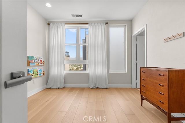 2753 Waverly DR Unit: 705