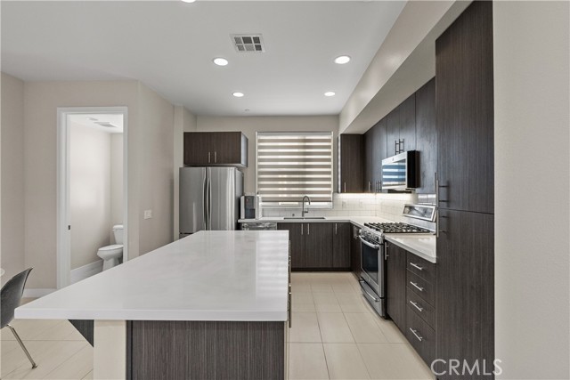 2753 Waverly DR Unit: 705