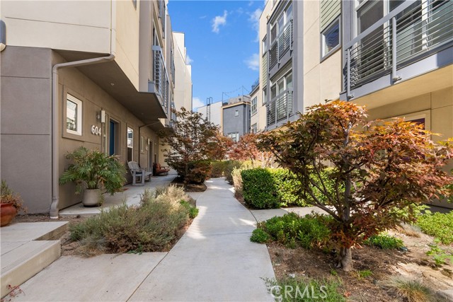 2753 Waverly DR Unit: 705