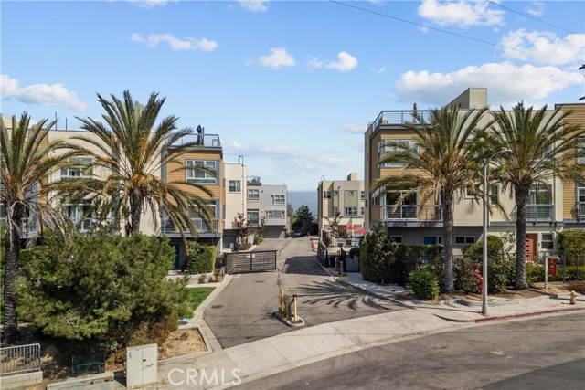 2753 Waverly DR Unit: 705