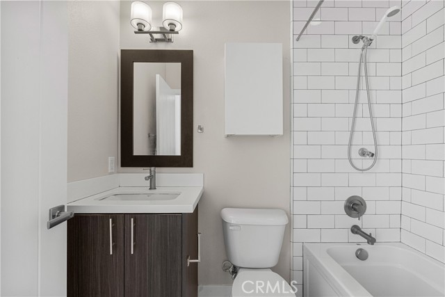 2753 Waverly DR Unit: 705