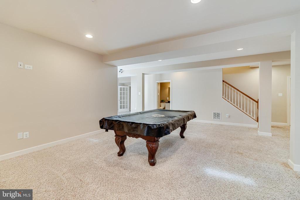 10111 GEORGIAN LANE