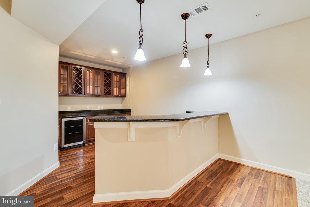 10111 GEORGIAN LANE