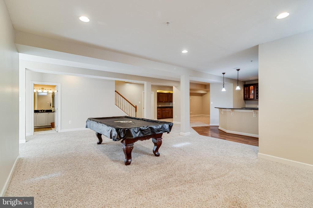 10111 GEORGIAN LANE