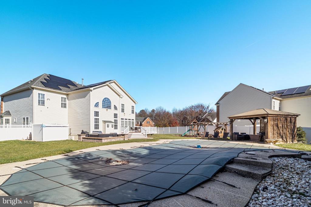 10111 GEORGIAN LANE