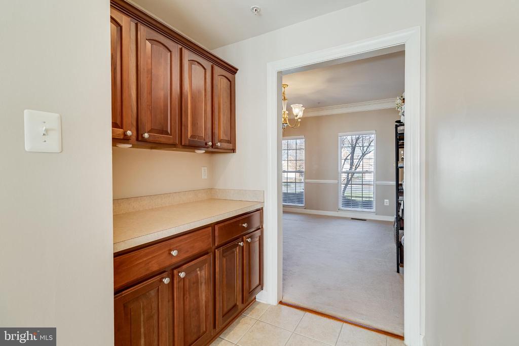 10111 GEORGIAN LANE