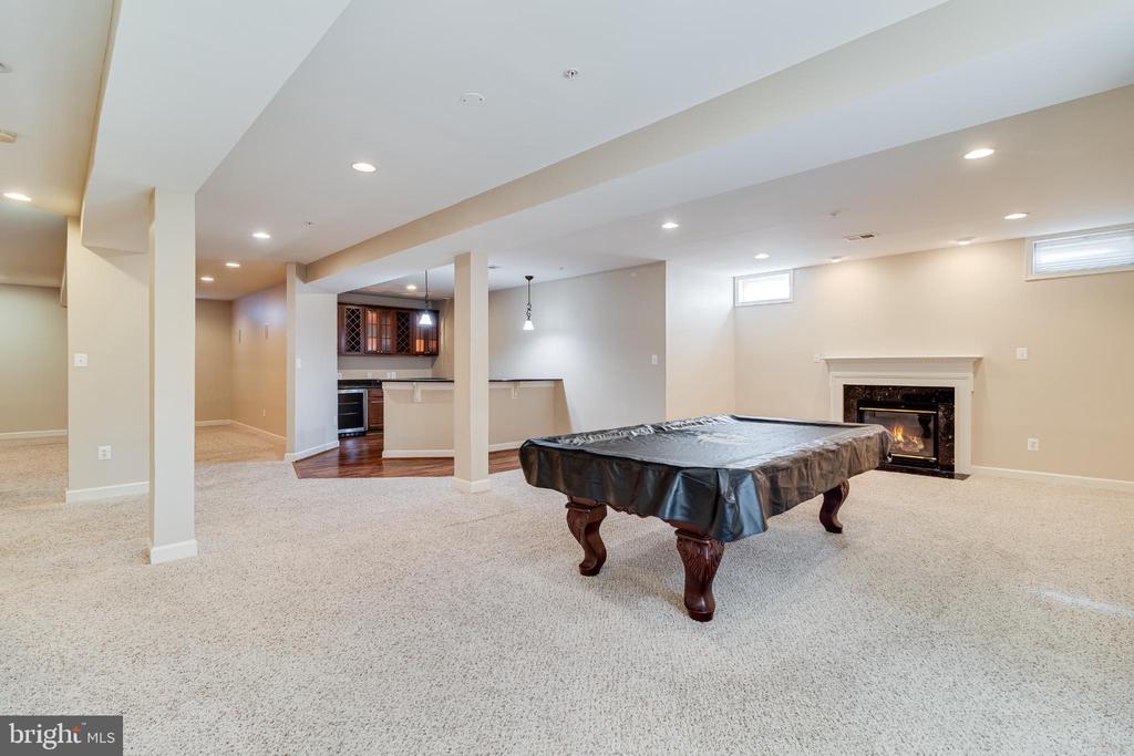 10111 GEORGIAN LANE